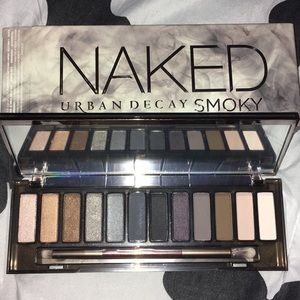 BRAND NEW Naked Smoky Palette